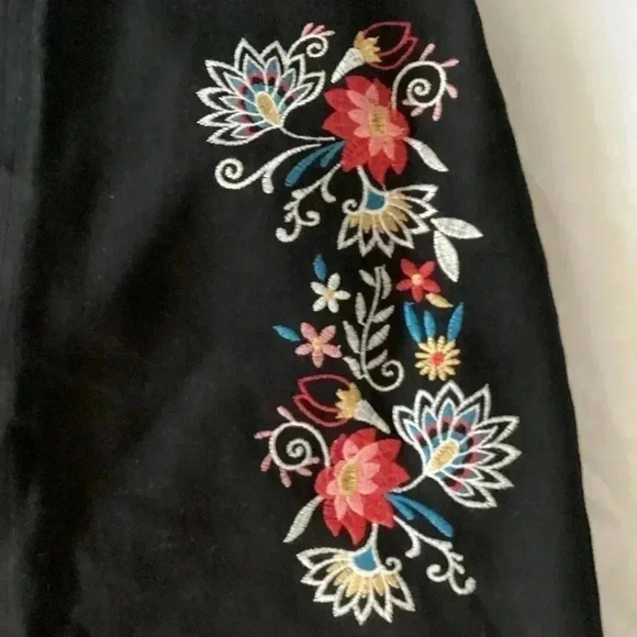 MI AMI MINI SKIRT women’s  Medium Black Flower Embroidered  Boho Colorful Skirt - Picture 7 of 9